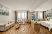 Vienna Hotel (Maoming Guanzhu Avecious Center Branch) Hotels in Maoming