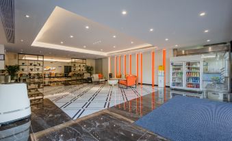 Snug HotelsGreen Left Bank Snooker Hotel (Nanchang Jingdong Avenue Subway Station Store)