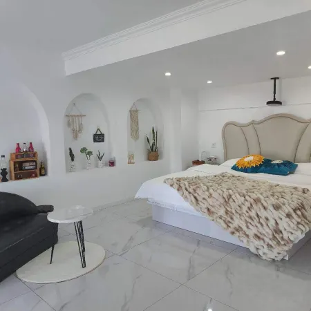 Moye Homestay (Xinglong Branch)