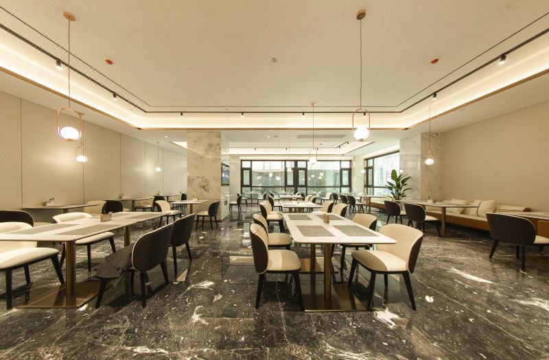 Elong Hotel (Yantai Railway Station Bohai Ferry Passenger Terminal) photo 6
