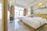 Kelly Smart Choice Hotel (Dongxing Guomen Port) Hotels in Dongxing