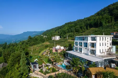 Ya'an Aiduo Moshang Homestay