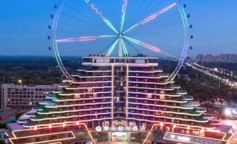 Ferris Wheel Hotel