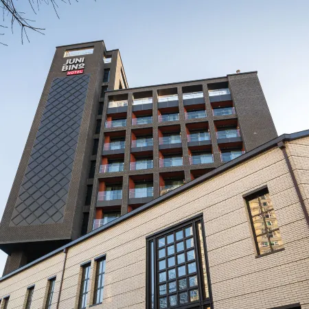 Junibino Hotel Hongdae Отели рядом с достопримечательностью «Станция метро Hapjeong»
