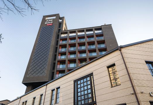 주니비노 호텔 전경