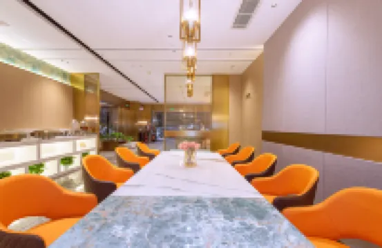 Liuzhou Southeast Dream Hotel (Liuzhou Poly Plaza)
