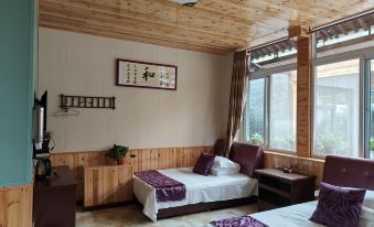 Reunion Happy Farmhouse