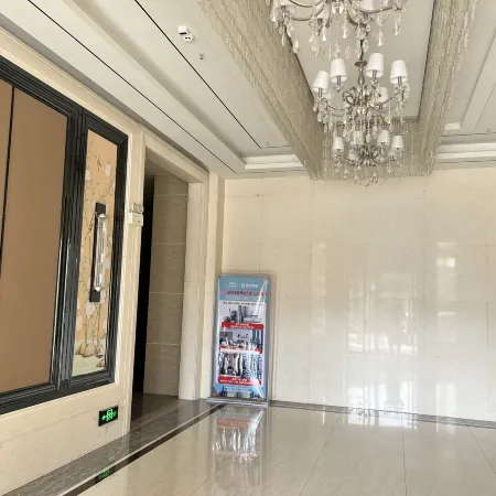 July Seaview Holiday Hotel