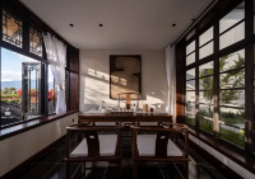 Shannian·Guanxueshan|Linggansen Oxygenholiday villa (Lijiang Ancient City Dashuiche Store)