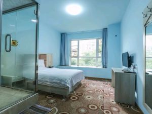 Guiyang Romantic Cherry Apartment