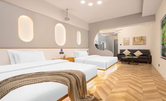 Sunshine Ninety-Nine B&B Hotel (Changsha Wuyi Square IFS International Financial Center)