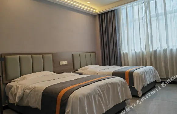 洛南百信商務酒店