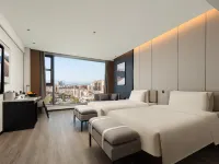 Shangrao Wuyue Plaza Phoenix west avenue Atour Hotel Hotels near Zhuxilao Street