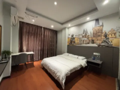 Mong Hotel Hoteles en Honghu