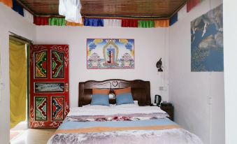 단바 Danba Xinqiang Homestay 2성급 호텔 수영장