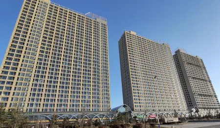 SEA CLOULD HOTEL Отели рядом с достопримечательностью «Thumb Plaza»