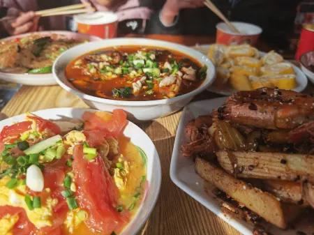 Habaxueshan Yixin Ge Chinese Inn Отели рядом с достопримечательностью «Habacun»