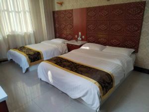 Helong 1688 Business Hotel