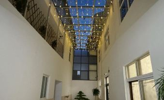 Shuiyun Forest B&B (Kaifeng Long Live Mountain Martial Arts City)