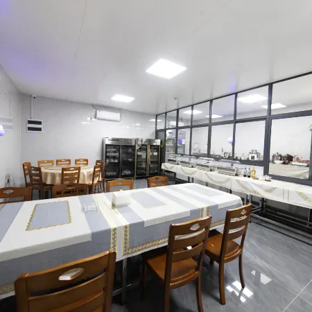 Boyue Smart River View Hotel