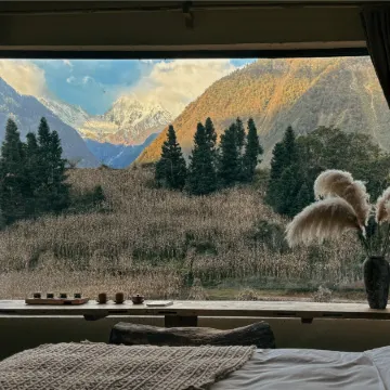 Sky Hideaway Villa|Embracing Nature in the Mountains Отели в г. Лудинг