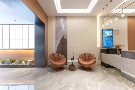 Shiyan Lanting Hotel (Wuyan Pedestrian Street) Отели рядом с достопримечательностью «Hubei University of Medicine»