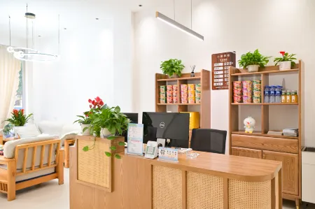 Hanyuan Xiaolou Homestay Отели в г. Ханьюань