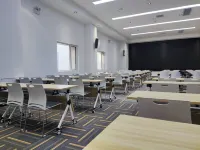 Youth Hostel Preferred Hotel (Vedoli Square Store, Jining South Station)