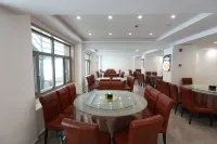 Xueyun Jiahua Resort Hotel (China's Snow Town Scenic Area) - Balkoner