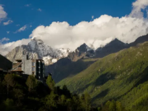 Siguniang Mountain · Ruoshui Mountain Retreat Holiday Inn (Changpinggou Scenic Area Branch)