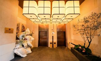 Hidden Hotel (Shanghai People's Square Nanjing Road Pedestrian Street Branch)