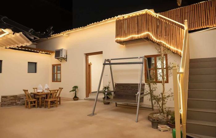Xiangwang Courtyard Homestay