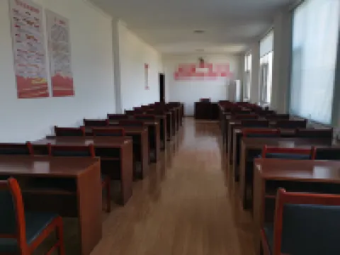 Feixian Youyun Hotel