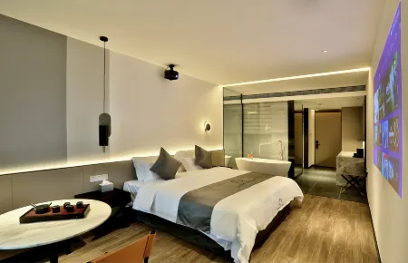 Stream in Cloud Resort Hotel Отели рядом с достопримечательностью «Donglingcun»