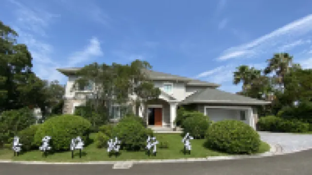 Xilei Hailu Guesthouse