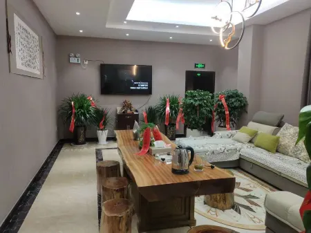 Changning Lihuada Hotel Отели в г. Чаннин