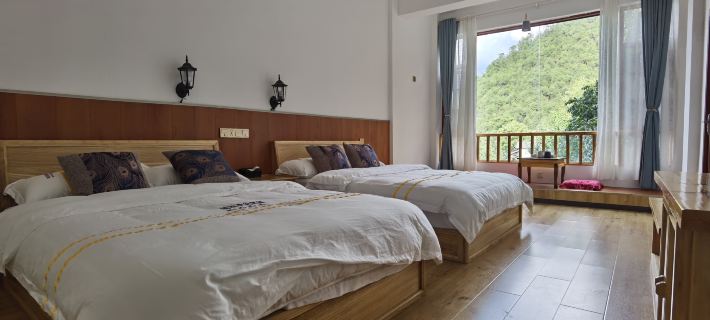 Weisihada Jingchen Manor Hotels in Weixi