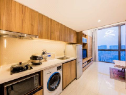 上海纯如美宿公寓 - 雅致观景大床房