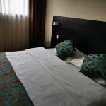Jingang Business Hotel (Huaibei Railway Station Branch)