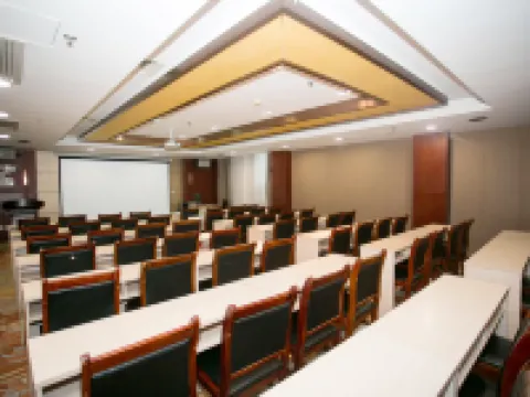 Pingdingshan Runzeyuan Shenma Hotel Hoteles en Pingdingshan
