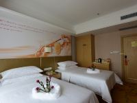 维也纳3好酒店(淄博金晶大道万象汇店) - 高级双床房