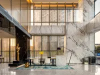 Orange Hotel (Yancheng Municipal Government Baolong Square)