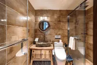 Bamboo Valley Guesthouse - พร้อมระเบียง