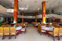 Jiayushan Lake Hot Spring Resort Hotel Hotels in Jiayu