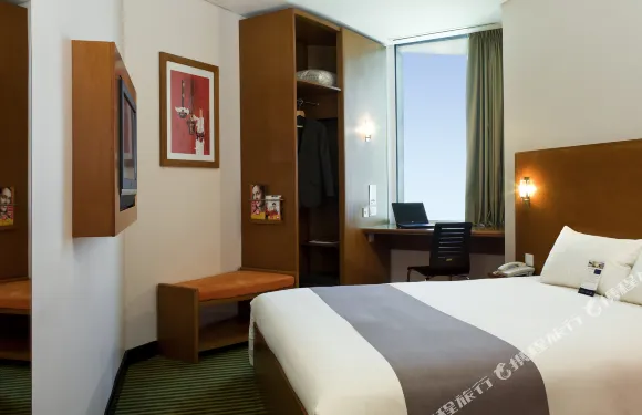 宜必思安曼酒店