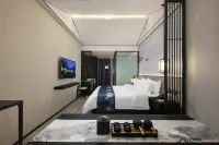 Moshang Qingya Hotel (Wenxian Tianyucheng Branch) - parking