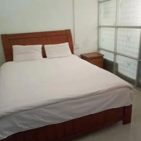 Pingjiang Xijiang Hotel