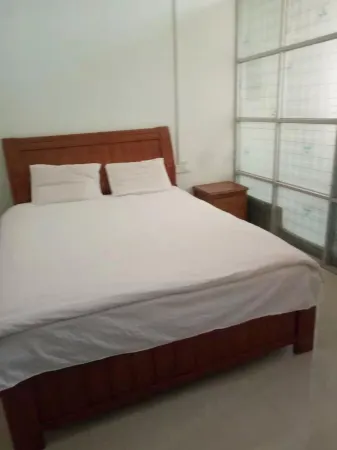 Pingjiang Xijiang Hotel