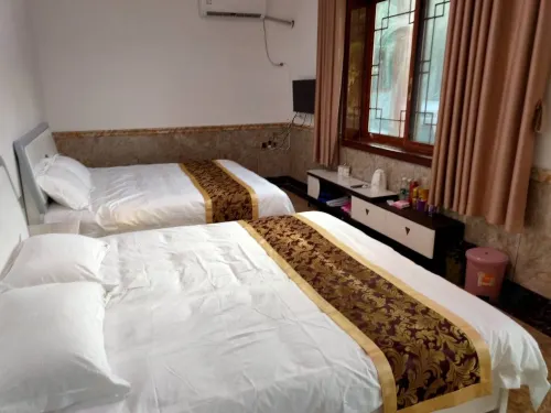 Luzhou Shili Yuwan Xianghe Hotel
