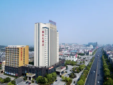 Taojiang Hotel Отели рядом с достопримечательностью «Chenyi Square»